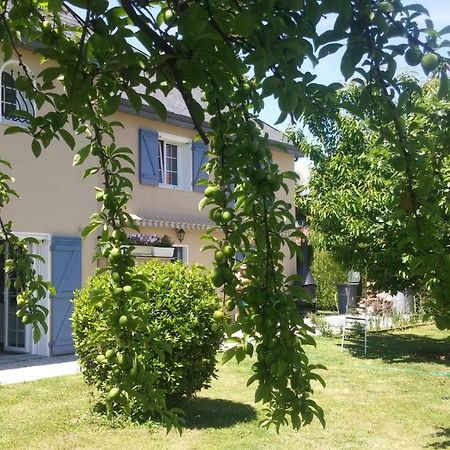 Vila Au Bonheur Idron Exteriér fotografie